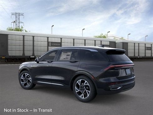 New 2026 Lincoln Nautilus Premier AWD/4WD image 26