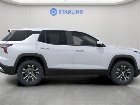 New 2026 Chevrolet Equinox LT w/ Safety and Technology Package FWD image 5