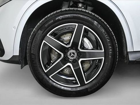 Certified 2025 Mercedes-Benz GLC 300 4MATIC image 25