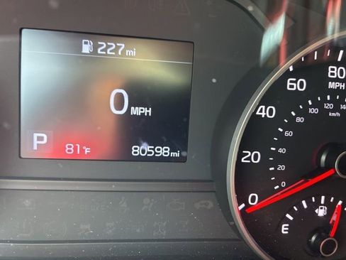 Used 2022 Kia Sportage LX image 15