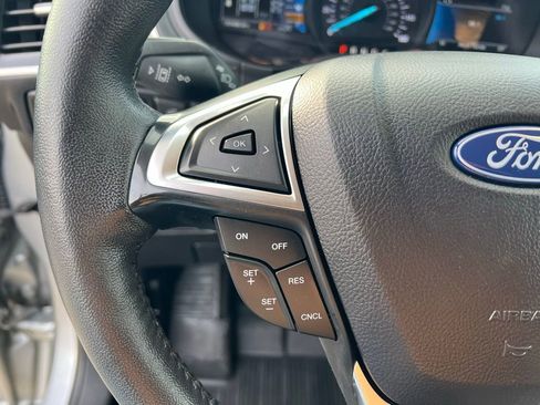 Used 2024 Ford Edge SEL w/ Convenience Package image 38