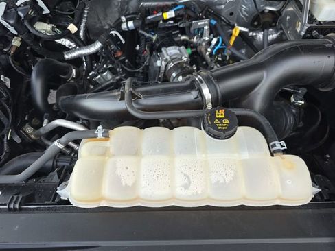 Used 2022 Ford F150 XL w/ Equipment Group 101A High RWD image 16