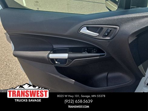 Used 2017 Ford Transit Connect XLT FWD image 13