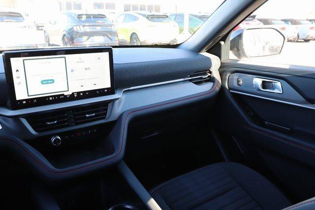 New 2026 Ford Explorer ST-Line w/ ST-Line Street Pack AWD/4WD image 27