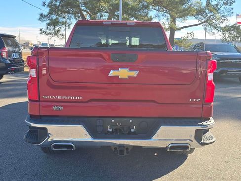 Used 2022 Chevrolet Silverado 1500 LTZ image 4