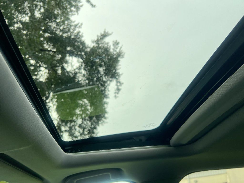Used 2019 Honda CR-V EX-L image 16