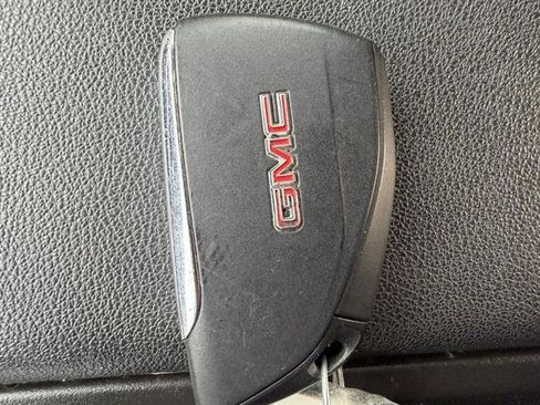 Used 2024 GMC Sierra 1500 SLT image 24