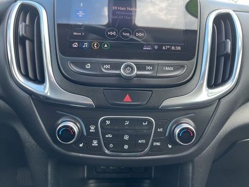 Used 2019 Chevrolet Equinox LT FWD image 22
