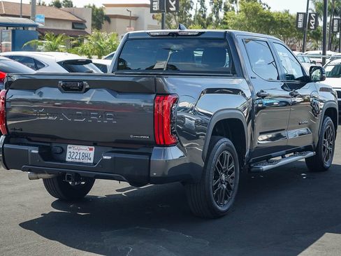Used 2025 Toyota Tundra Limited AWD/4WD image 5