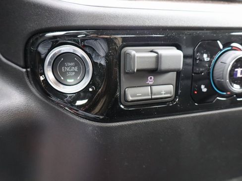 New 2026 Chevrolet Silverado 1500 LT image 13