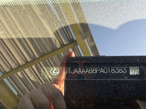 Used 2023 Lexus RZ 450e Premium image 39