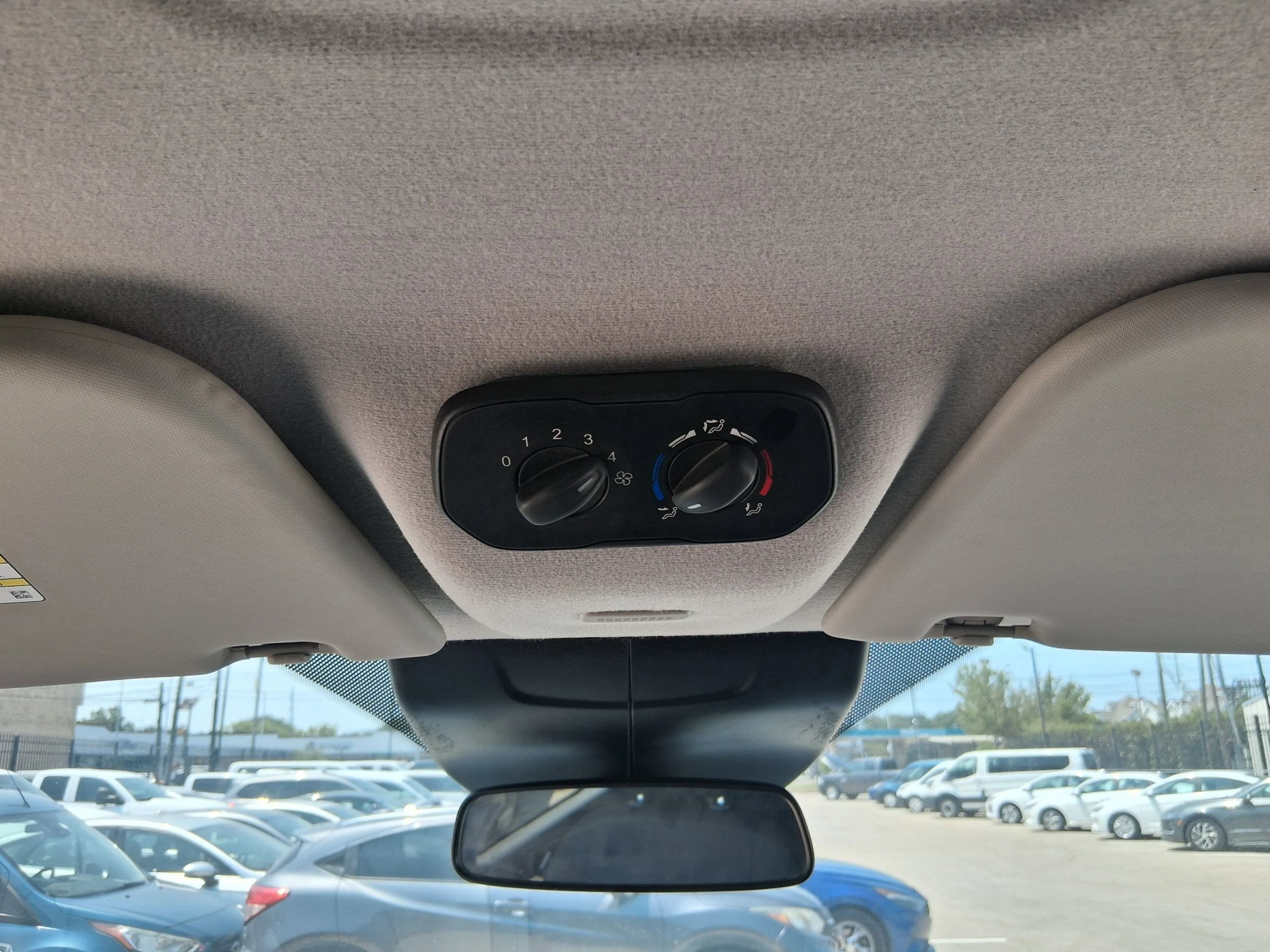Used 2019 Ford Transit 150 XL RWD image 37