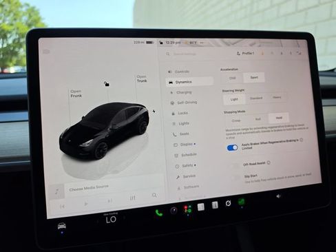 Used 2023 Tesla Model Y Long Range AWD/4WD image 36