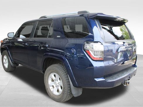Certified 2019 Toyota 4Runner SR5 Premium AWD/4WD image 14