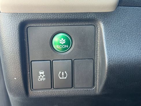 Certified 2018 Honda HR-V EX image 11