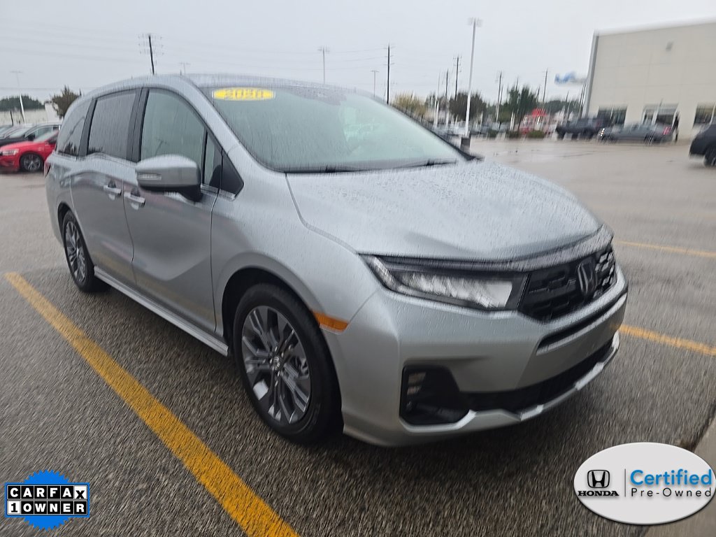 Used 2026 Honda Odyssey Touring image 2