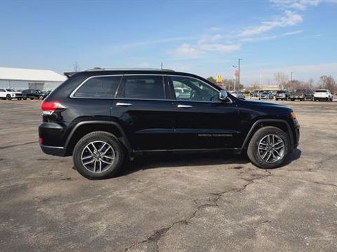 Used 2019 Jeep Grand Cherokee Limited image 9