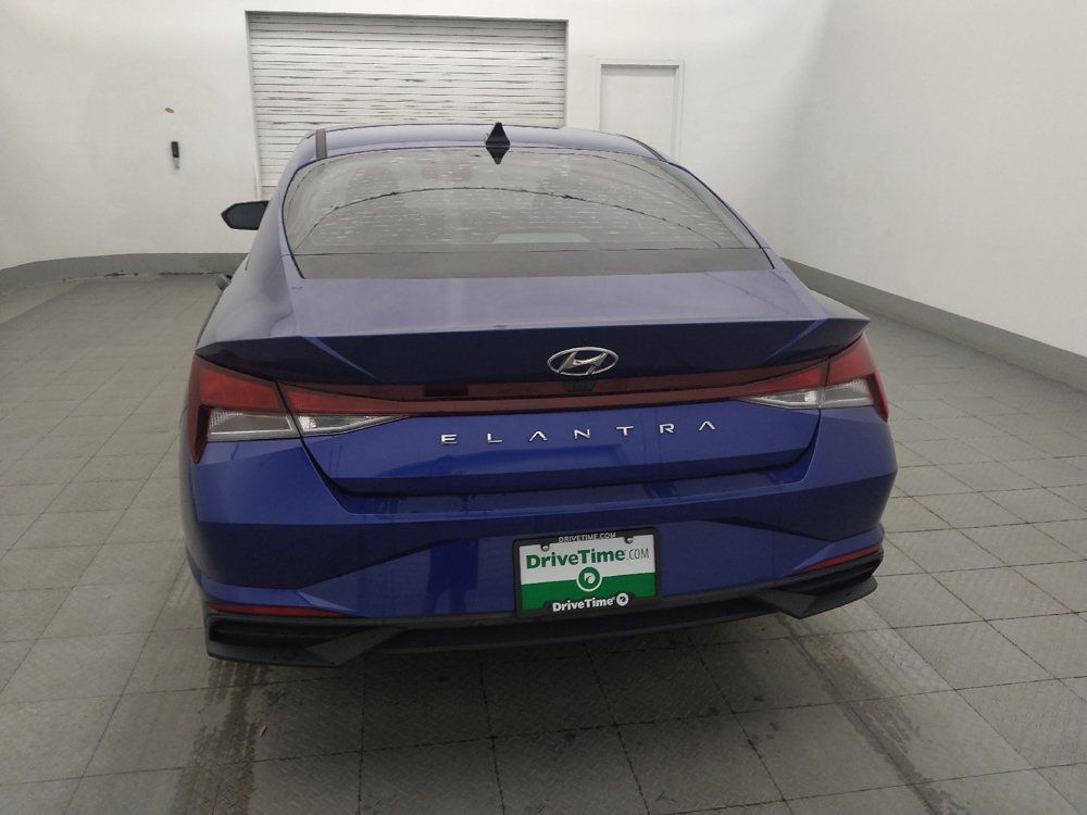 Used 2023 Hyundai Elantra SEL w/ Convenience Package FWD image 6