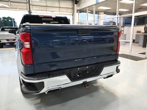 Used 2019 Chevrolet Silverado 1500 LT w/ All-Star Edition AWD/4WD image 6