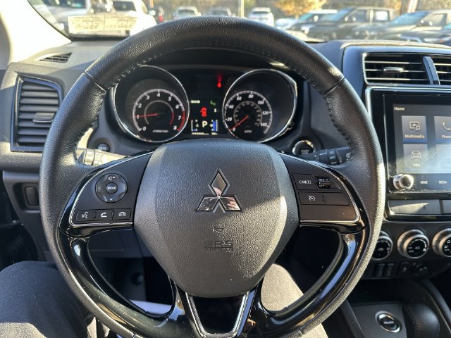 Used 2025 Mitsubishi Outlander Sport AWD image 20