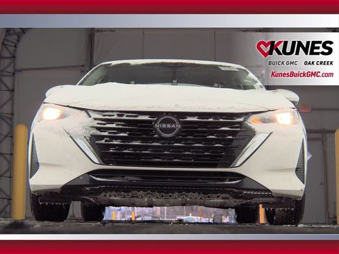 Used 2024 Nissan Sentra SV w/ Trunk Package image 4