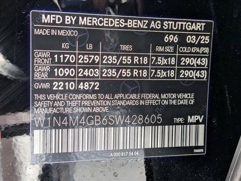 Certified 2025 Mercedes-Benz GLB 250 image 24