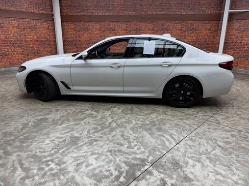 Certified 2022 BMW 540i xDrive w/ M Sport Package image 2