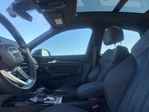 Used 2021 Audi Q5 2.0T Premium w/ Convenience Package image 35