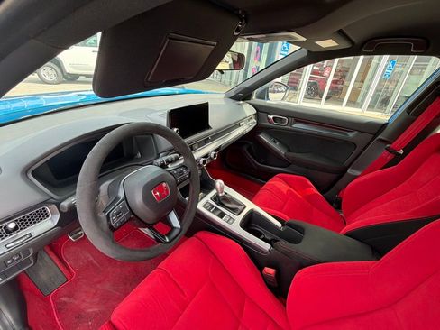 Used 2025 Honda Civic Type R image 16