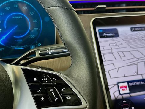 New 2026 Mercedes-Benz EQE 320 4MATIC SUV image 15