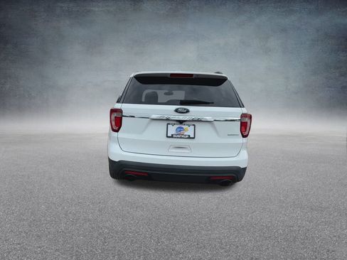 Used 2016 Ford Explorer FWD image 8