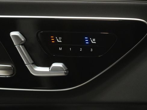 New 2026 Mercedes-Benz CLE 53 AMG 4MATIC Coupe image 31