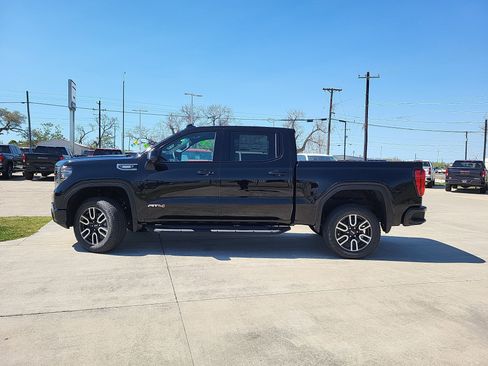 New 2026 GMC Sierra 1500 AT4 AWD/4WD image 7