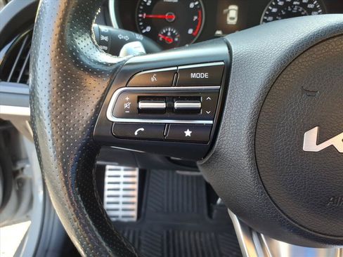 Used 2022 Kia Stinger GT1 RWD image 30