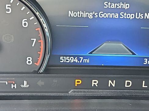 Used 2022 Ford Explorer XLT w/ Equipment Group 202A AWD/4WD image 21