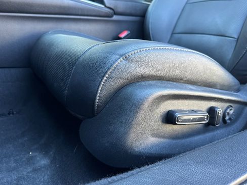 Used 2020 Honda Accord Touring image 14