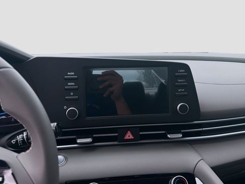 New 2026 Hyundai Elantra Sport FWD image 10