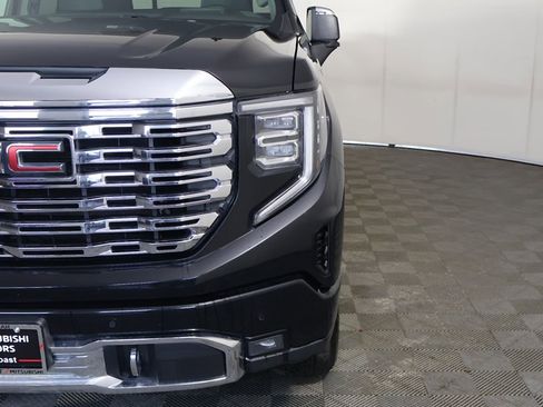 Used 2023 GMC Sierra 1500 Denali w/ Technology Package image 18