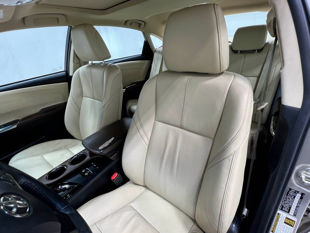 Used 2015 Toyota Avalon XLE Premium FWD image 15