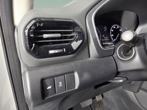 Used 2023 Honda Pilot EX-L image 13