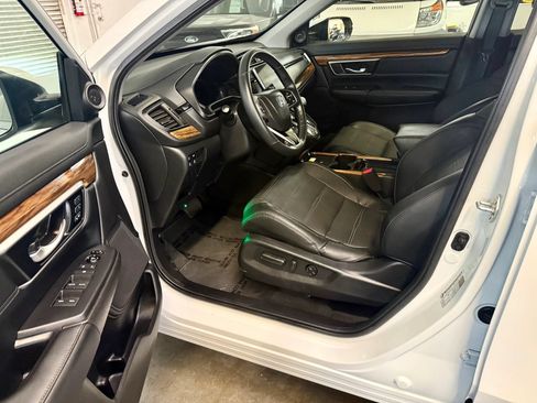 Used 2021 Honda CR-V Touring image 9
