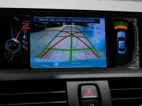 Used 2016 BMW M235i xDrive Coupe image 26