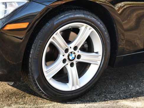 Used 2015 BMW 320i Sedan image 7