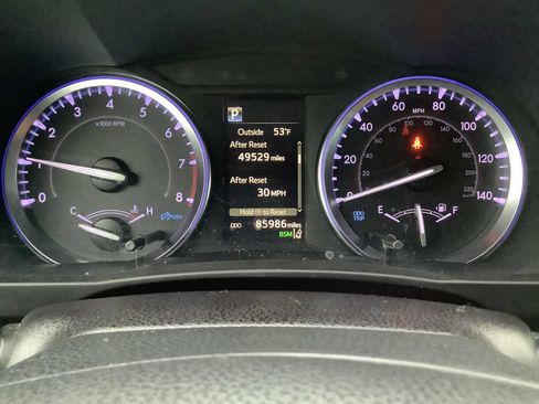 Used 2019 Toyota Highlander XLE AWD/4WD image 20