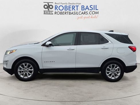 Used 2020 Chevrolet Equinox LT image 2