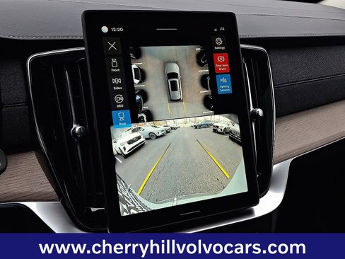 New 2026 Volvo XC90 B6 Plus w/ Protection Package Premier image 13