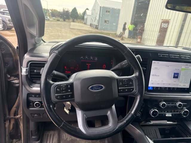 Used 2023 Ford F350 Lariat w/ Lariat Ultimate Package AWD/4WD image 13