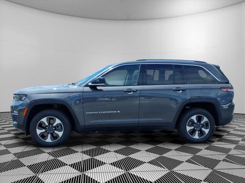 Used 2022 Jeep Grand Cherokee Limited 4xe AWD/4WD image 24