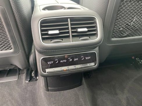 Used 2026 Mercedes-Benz GLS 450 4MATIC image 28