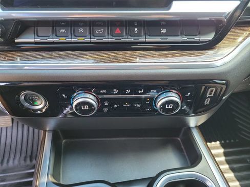 Used 2024 GMC Sierra 1500 Elevation AWD/4WD image 31